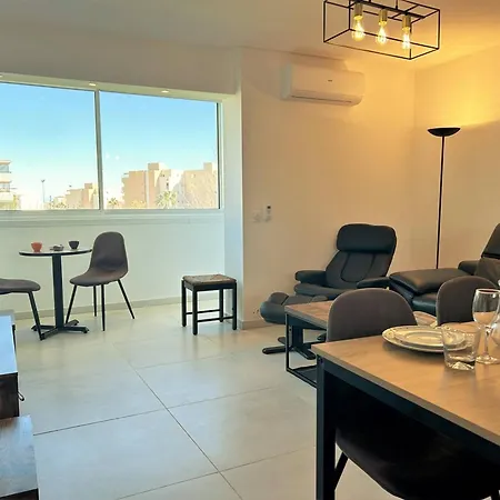 3 Pieces Refait A Neuf Avec Parking, 4 Couchages, Proche Et Commerces - - Fr-1-251-584 Lejlighed Le Lavandou